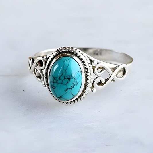 Timeless Silver Oval Turquoise Ring